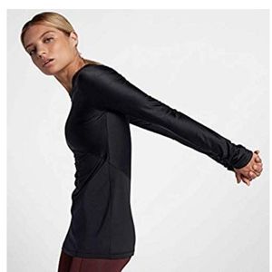 🌿NIKE WORK OUT TOP🌿